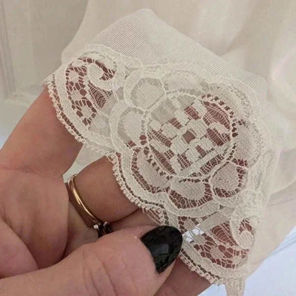 Vintage  French maiden classic white slip with lace details size small - Picture 8 of 10